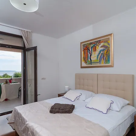 Luxury Near The Beach1