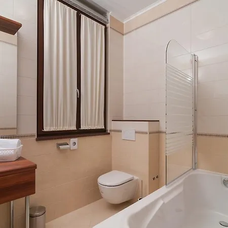 Luxury Near The Beach1 Gasthof